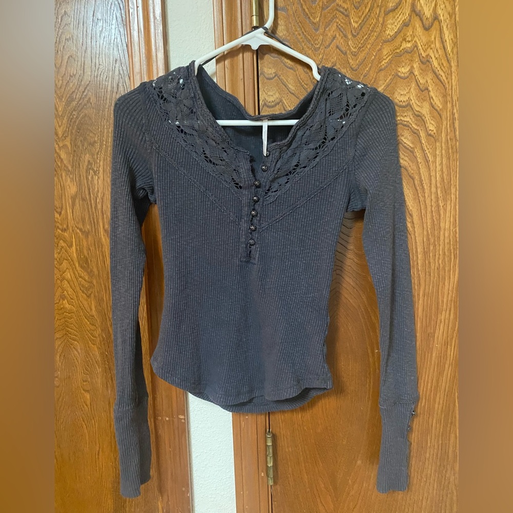Free People Long Sleeve Henley Size S GUC!